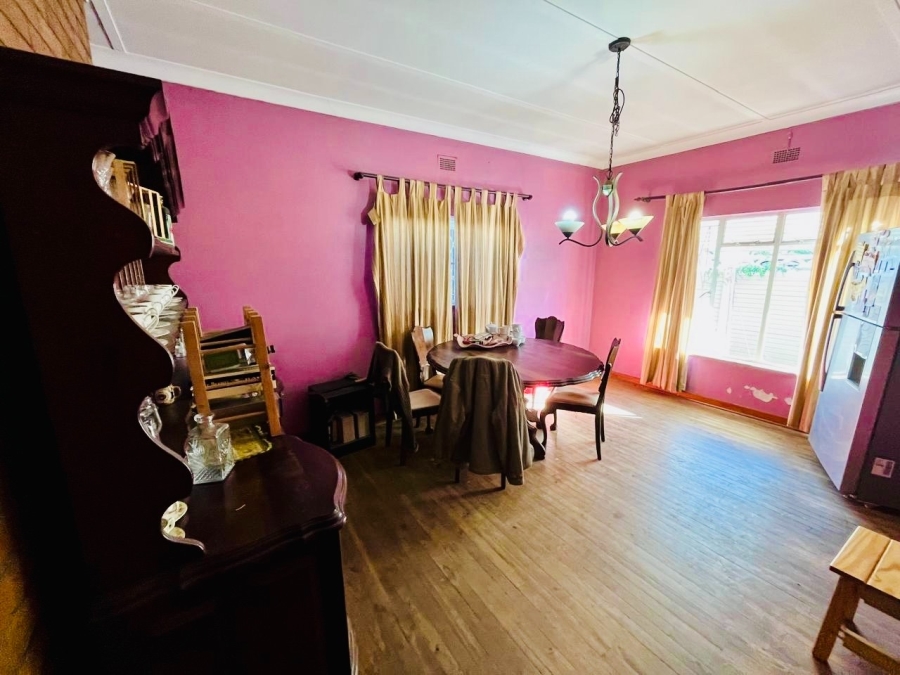 5 Bedroom Property for Sale in Gardeniapark Free State